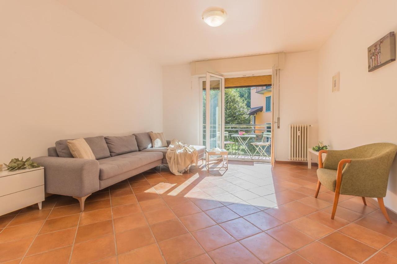 Ferienwohnung Casa Bobbie Varenna Exterior foto